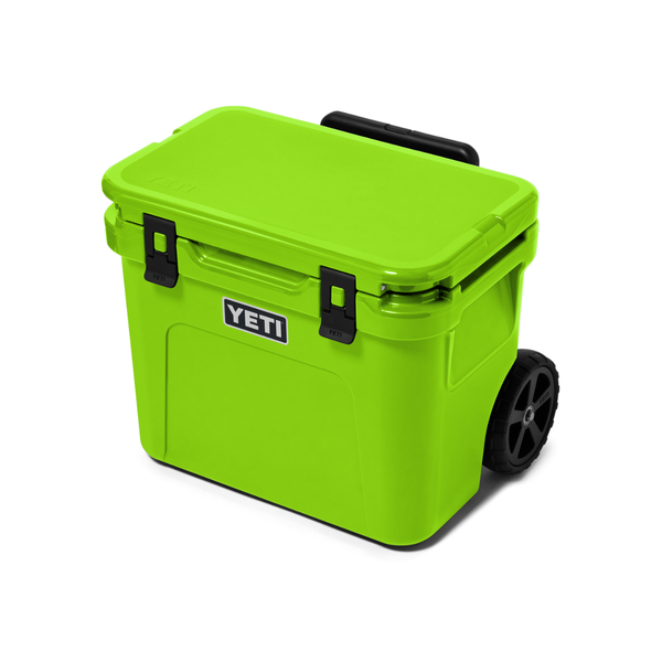 YETI Roadie 32 Wheeled Cooler, Venom